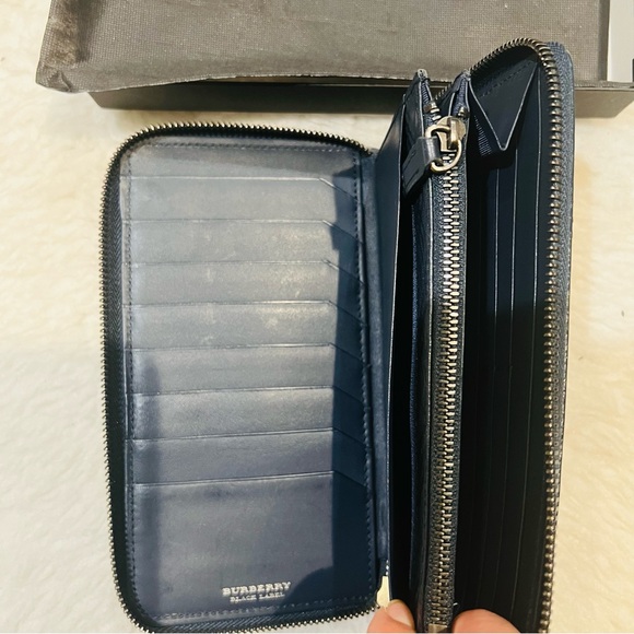 Burberry Black Label Navy Blue Leather Zip Around Long Unisex Wallet - Picture 6 of 14